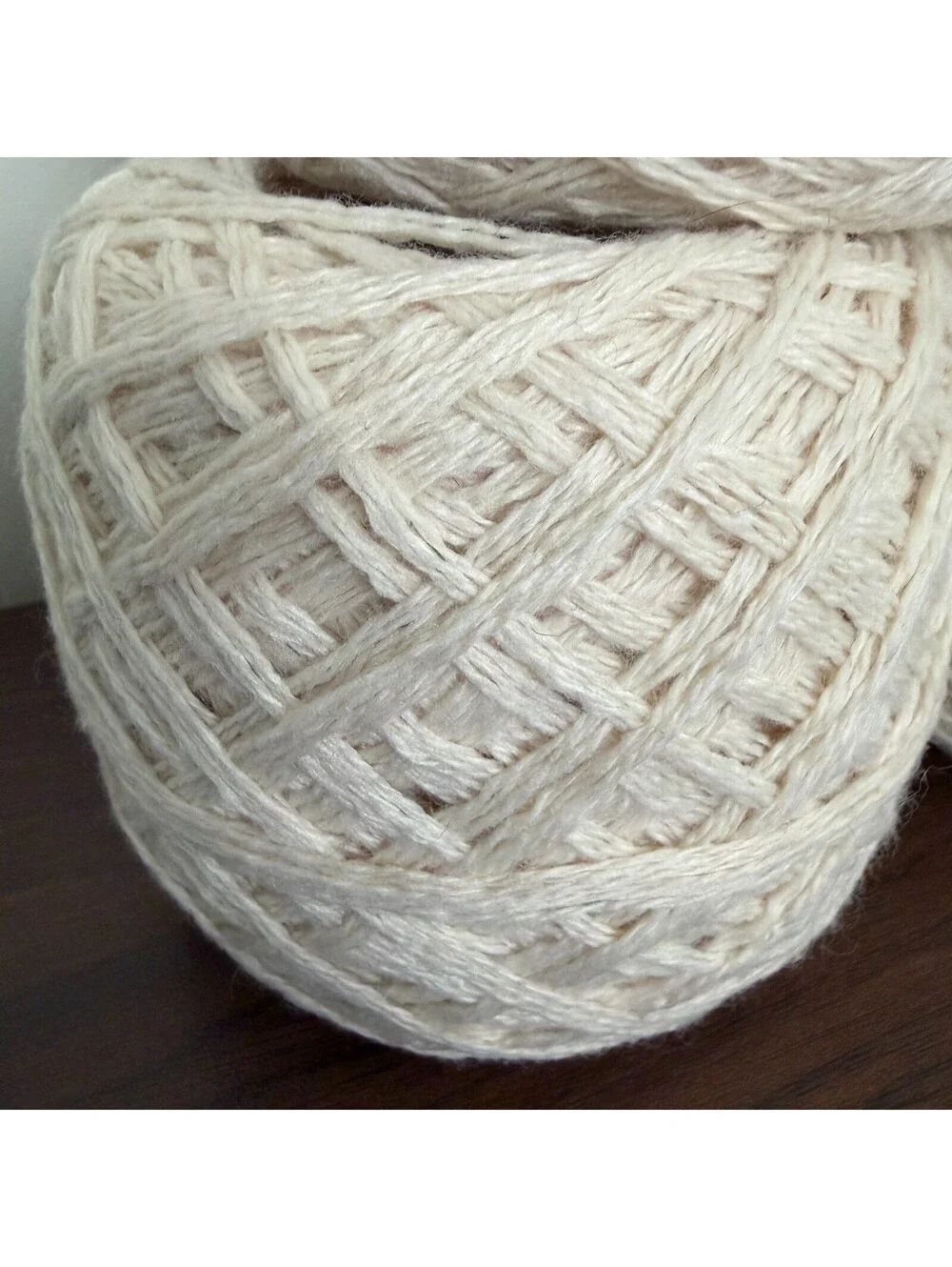 Reclaimed Acrylic Polyester Worsted Yarn 1,231 Yds Ivory 570g (5 Cakes)